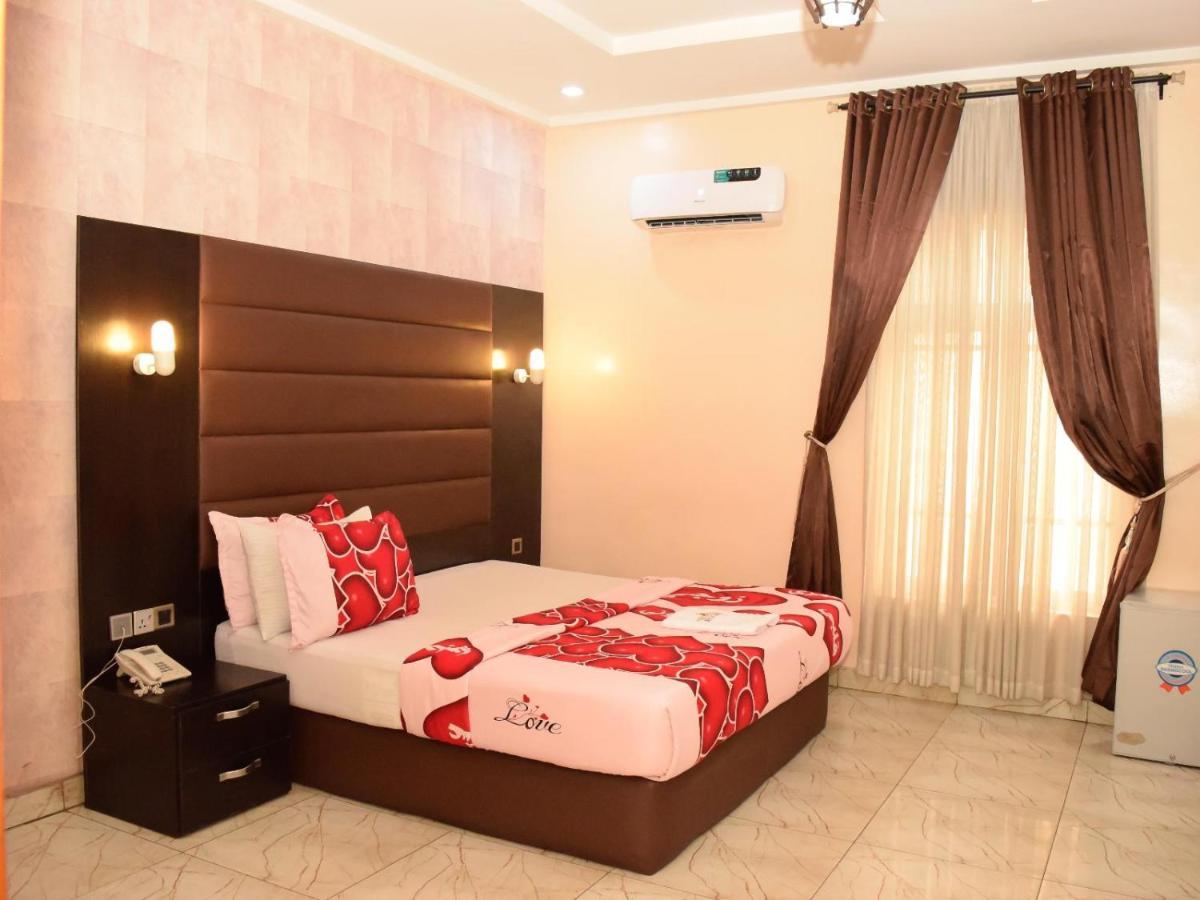 Bana Hotel & Suites Лагос Экстерьер фото