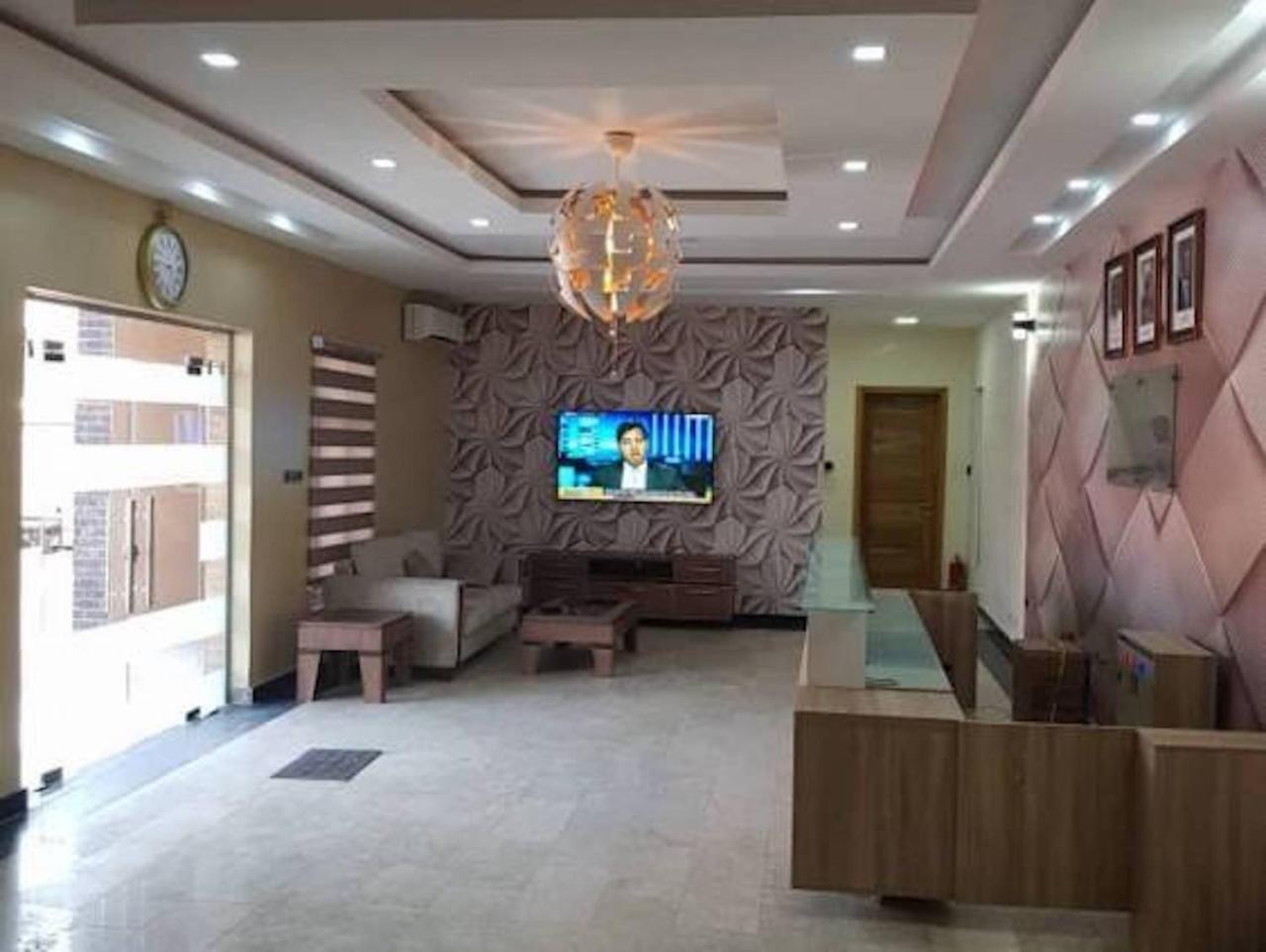Bana Hotel & Suites Лагос Экстерьер фото
